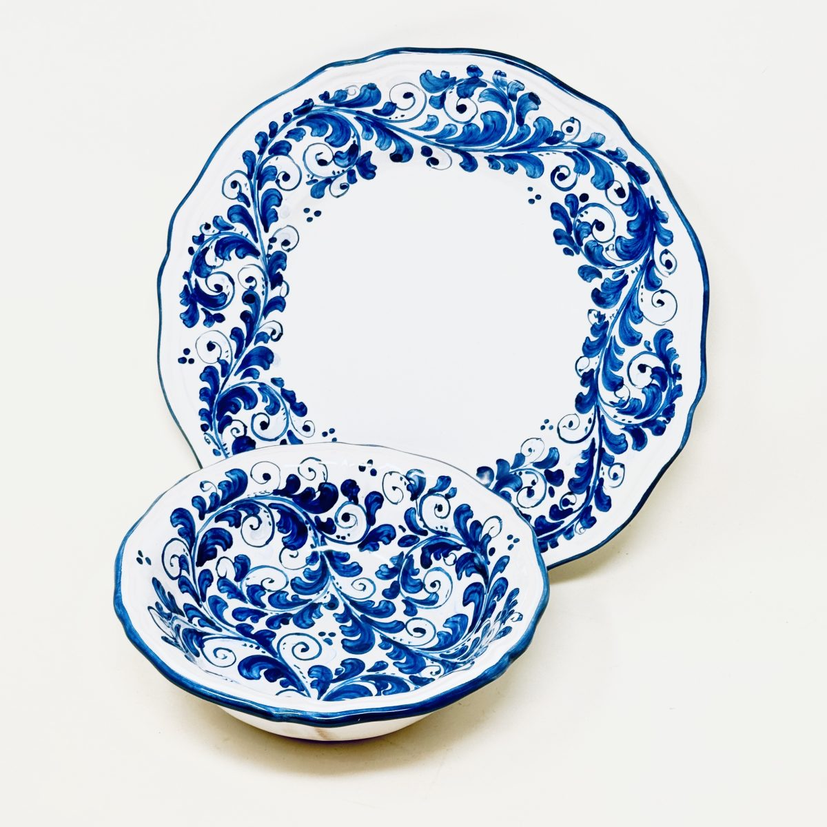 Hand-Painted Scalloped Blue Plate, Sicilian Ceramic – 25 cm (10”) - Image 2